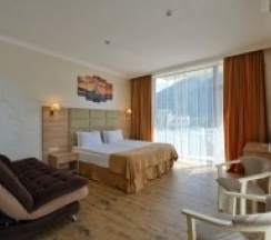 УЛУЧШЕННЫЙ ТРЕХМЕСТНЫЙ НОМЕР С БАЛКОНОМ в Grand shale