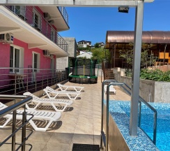 люкс с балконом в Dev-life