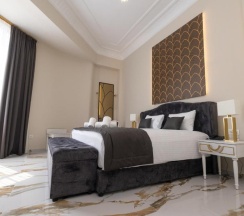 Семейный люкс Deluxe в Modern Luxury Hotel