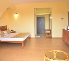 Двухместный номер Deluxe двуспальная кровать в Indismart Woodbourne Resort