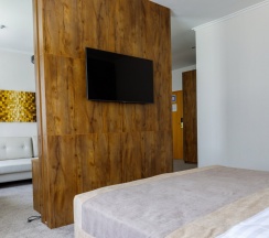 ЛЮКС в Истра Гарден Отель