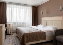 Номер стандарт семейный с 1 двуспальной кроватью в Аврора парк отель