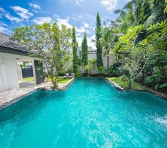 Вилла Luxury с 4 комнатами с видом на бассейн в Villas In Pattaya