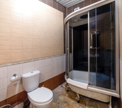 Двухместные апартаменты с видом на дендрарий и бассейн двуспальная кровать в Delsochi