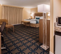 Двухместный номер Standard c 1 комнатой двуспальная кровать в Best Western Plus Ocean City