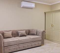 Четырёхместные апартаменты категории "Комфорт" в Astoria Apartments