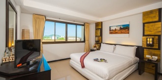 Пхукет: Отель Crystal Inn Phuket