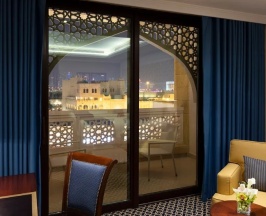Номер Souq Piazza View Deluxe в Al Najada Doha Hotel by Tivoli