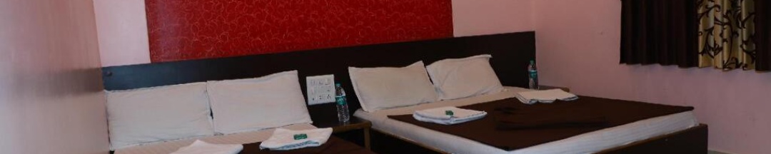 Номер Economy в Sai Madhavi Palace Hotel