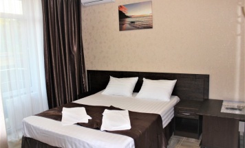 Двухместный номер Classic с балконом двуспальная кровать в Валекс