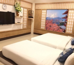 Трёхместный номер Standard в The Chic 101 Hotel
