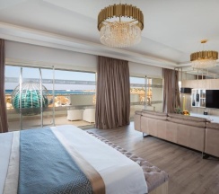 Двухместная вилла Luxury с видом на море двуспальная кровать в Pickalbatros Dana Beach Resort - Hurghada
