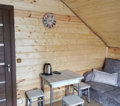 Полулюкс с видом на горы (2 этаж, номер 5) в Предгорье