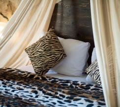 Двухместный Room Standard Cave двуспальная кровать в Caves Beach Resort Hurghada - Adults Only - All Inclusive