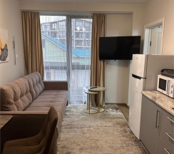 Апартаменты двухкомнатные (ЛЮКС) с балконом и красивым видом в Polikariya