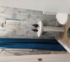 Стандарт 3 местный с душем, туалетом. в Аршан