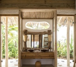 Люкс with Pool Crusoe в Soneva Fushi