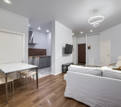 Апартаменты Америка с панорамным балконом (на ул. Павлюхина 110 В) в Апартаменты KazanHome