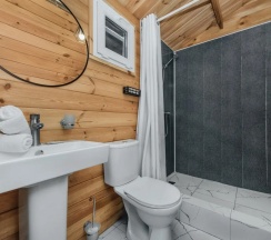 Двухместный номер Standard с балконом двуспальная кровать в KS house