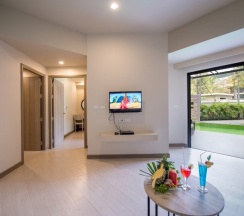 Люкс Premier с 2 комнатами в Krabi La Playa Resort