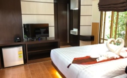 Двухместный номер Standard двуспальная кровать в Chang Puak Resort Damnoen Saduak