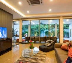 Вилла Deluxe с 5 комнатами в Villa Navin Resort