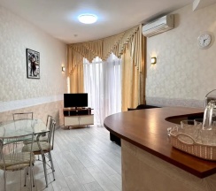 Апартаменты с 3 комнатами с балконом в Holiday