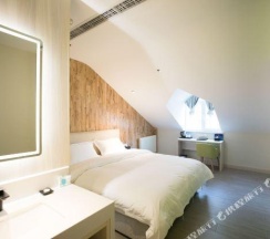 Двухместный номер Superior двуспальная кровать в Beijing Saga Hotel