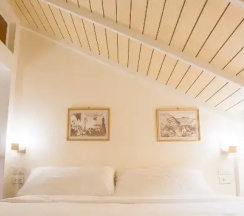 Двухместные Duplex двуспальная кровать в Chuchai Buri Sri Amphawa