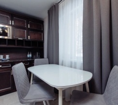 Апартаменты Центральные в Изумрудное