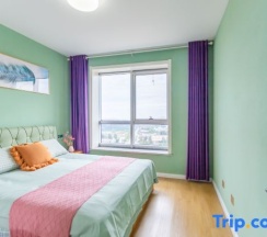 Люкс с 2 комнатами с видом на море в Rizhao Shuohai Seaview Homestay (Wanpingkou Branch)