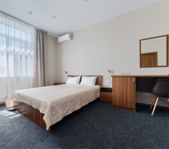 Стандартный двухместный номер с 1 кроватью в Hitotel