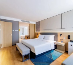 Люкс в Holiday Inn Express Hohhot East Station, an IHG Hotel