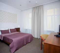 Двухместный номер с одной большой кроватью в Шале де Прованс