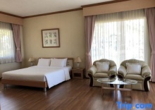 Вилла с 2 комнатами beachfront в Seapine Beach Golf and Resort Hua Hin