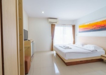 Номер Superior с балконом в Modern Place Patong Beach