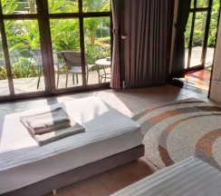 Семейное бунгало в Amber Sands Beach Resort