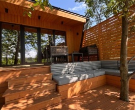 Эксклюзивный дом "Ракушка" с выходом к озеру и шикарным видом на Жигулевские горы в Priroda