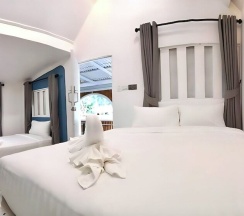 Семейный номер Deluxe в PAN Beachfront Resort Krabi
