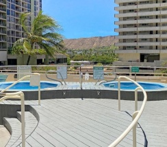 Апартаменты в Waikiki Banyan #3810-T2