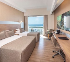 Трёхместный номер Deluxe с видом на море в Concorde De Luxe Resort - Prive Ultra All Inclusive