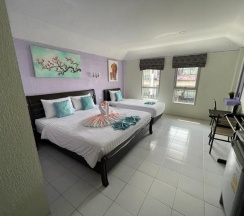 Трёхместный номер Standard c 1 комнатой в Samui Green Hotel
