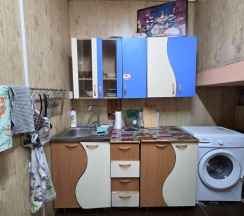 Комната стандарт с 2 односпальными и 1 двуспальной кроватью в ЭтноДом Тюрк