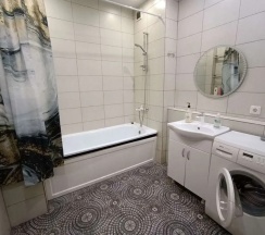 Апартаменты с 2 комнатами с балконом и с красивым видом из окна в Onyx Apartment