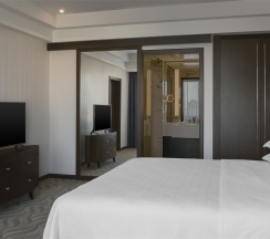 Люкс в Sheratonplaza Ufa Congress Hotel