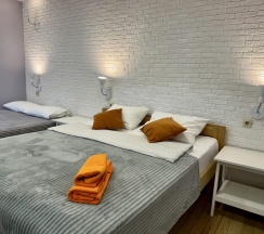 Семейный номер (ванная комната рядом с номером) в Riverside