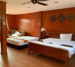 Коттедж с 2 комнатами в Avila Resort