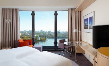 Номер стандарт с 2 односпальными кроватями в Hyatt Regency Ekaterinburg