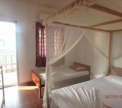 Трёхместный номер Economy в Hansa Surf Hotel