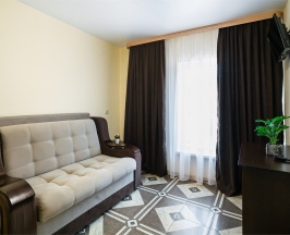 STUDIO 2+2 в Анютины глазки